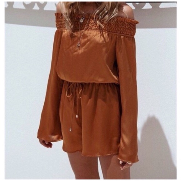 Sabo Skirt Bronze Gold Color Off Shoulder Romper - Picture 3 of 11